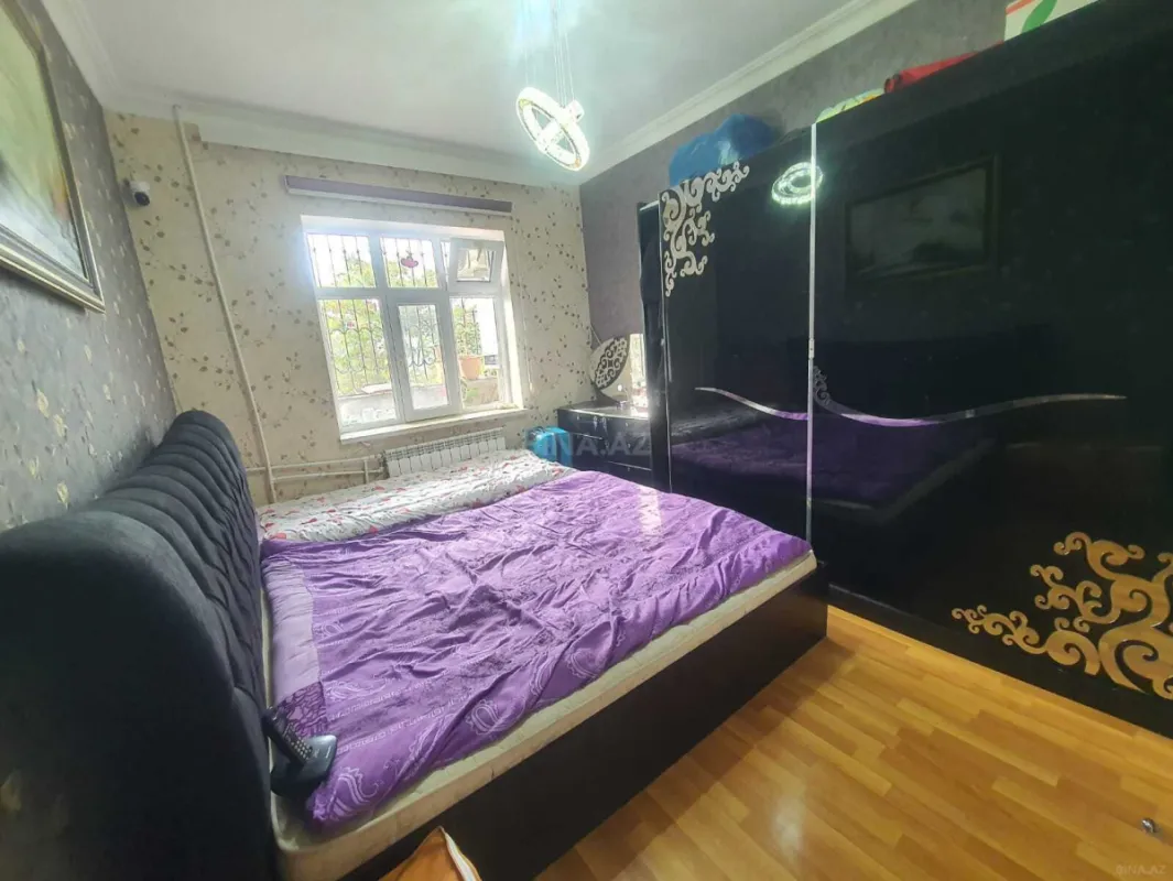 Satılır 2 otaqlı mənzil 70 m²