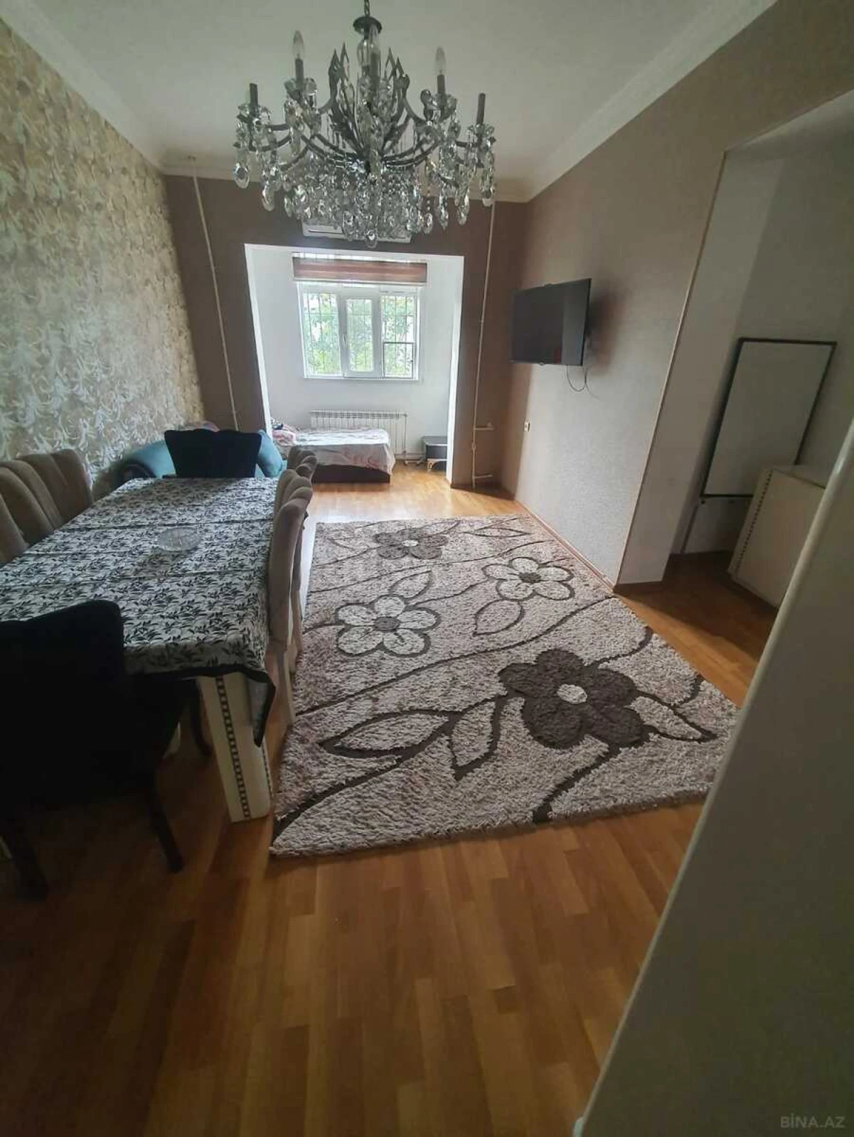 Satılır 2 otaqlı mənzil 70 m²