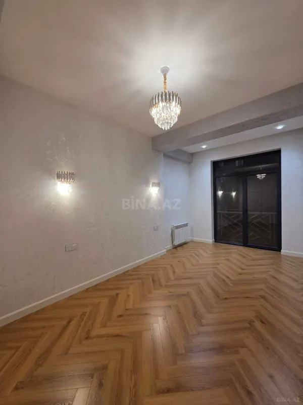 Satılır 2 otaqlı mənzil 74 m²