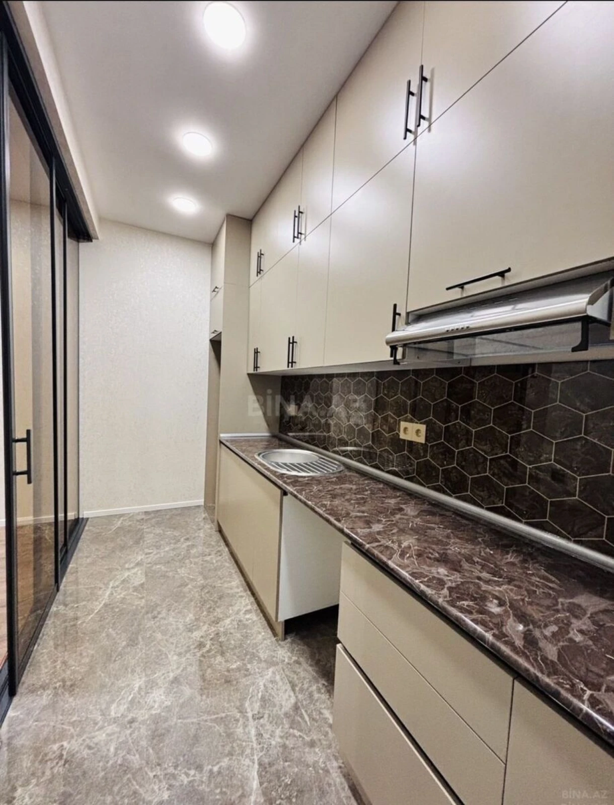 Satılır 3 otaqlı həyət evi 70 m²