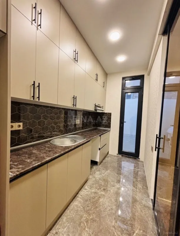 Satılır 3 otaqlı həyət evi 70 m²