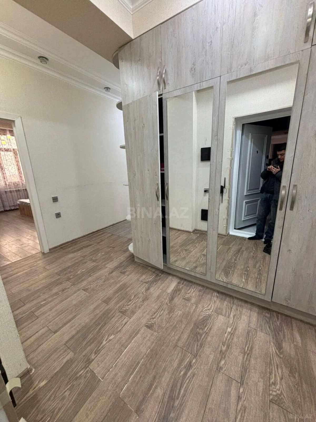 Kirayə verilir 3 otaqlı mənzil 125 m²