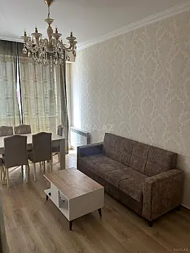 Kirayə verilir 2 otaqlı mənzil 60 m²