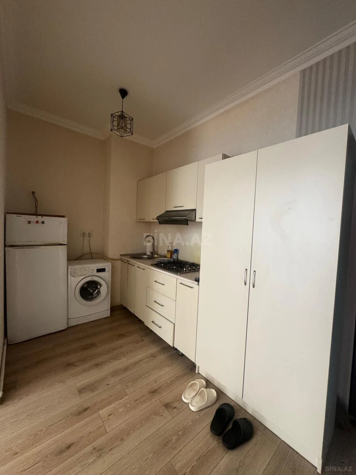 Kirayə verilir 2 otaqlı mənzil 60 m²