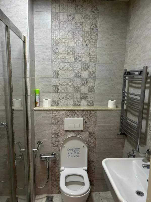 Kirayə verilir 2 otaqlı mənzil 60 m²