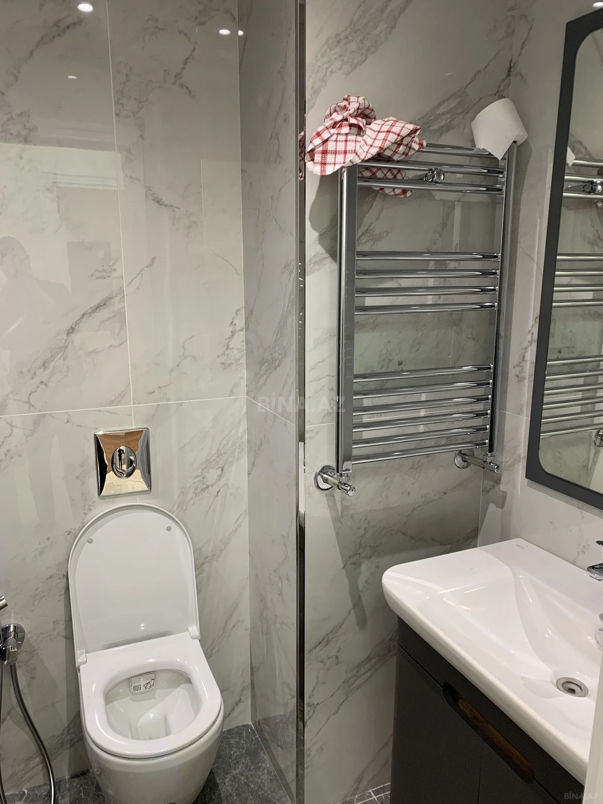 Satılır 2 otaqlı mənzil 48 m²