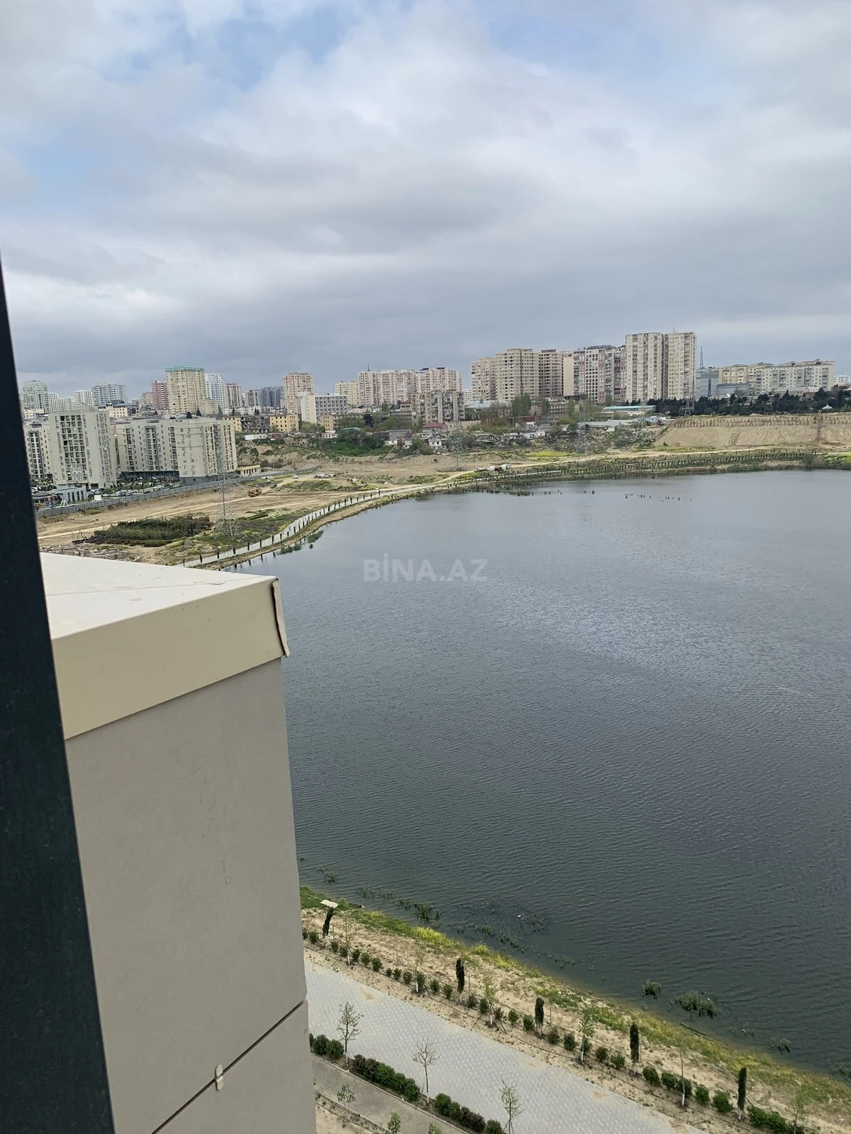 Satılır 2 otaqlı mənzil 48 m²