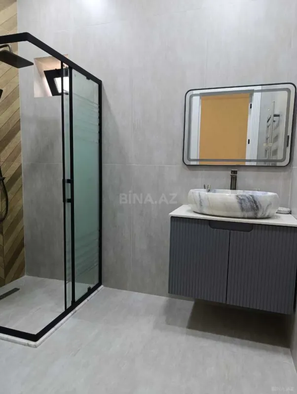 Satılır 4 otaqlı həyət evi 230 m²