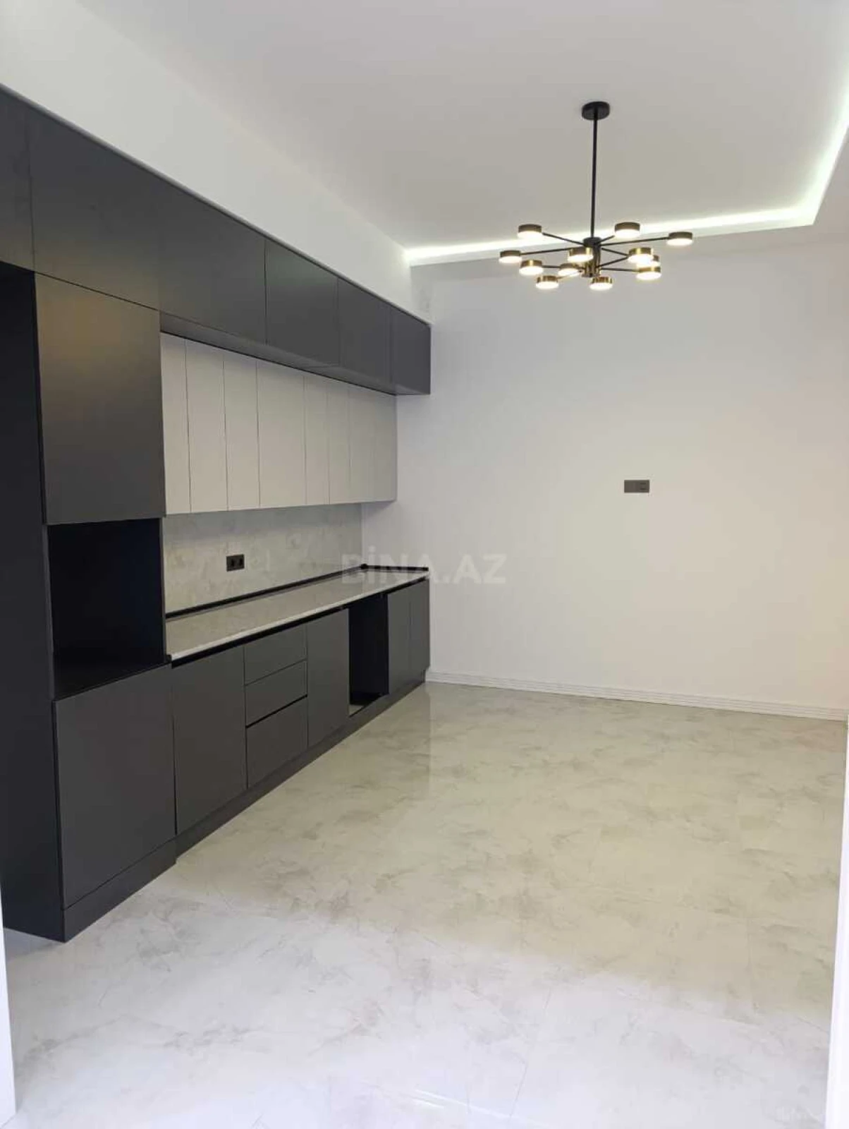 Satılır 4 otaqlı həyət evi 230 m²