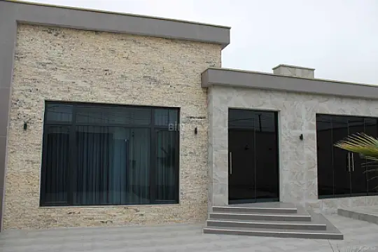 Satılır 4 otaqlı həyət evi 230 m²