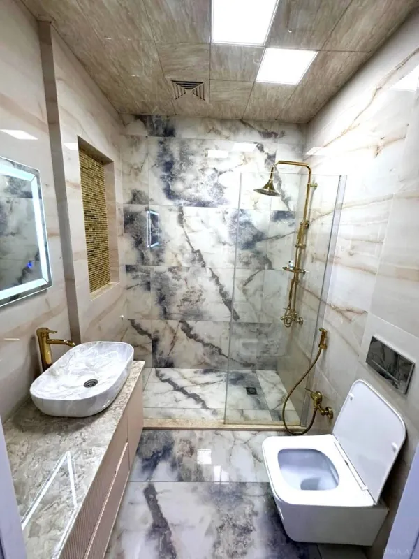 Kirayə verilir 2 otaqlı mənzil 70 m²