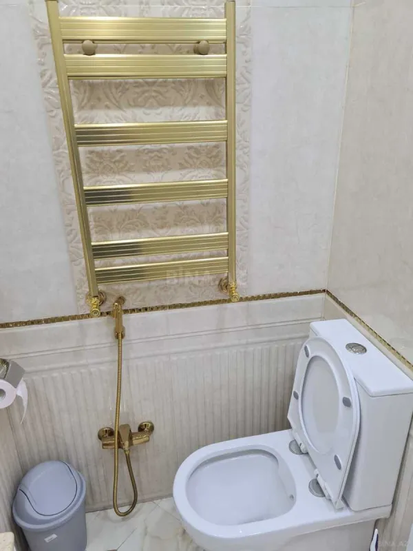 Kirayə verilir 2 otaqlı mənzil 65 m²