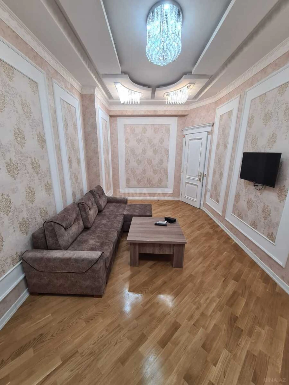 Kirayə verilir 2 otaqlı mənzil 65 m²
