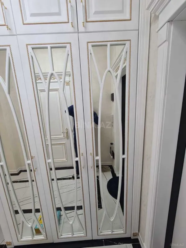 Kirayə verilir 2 otaqlı mənzil 65 m²