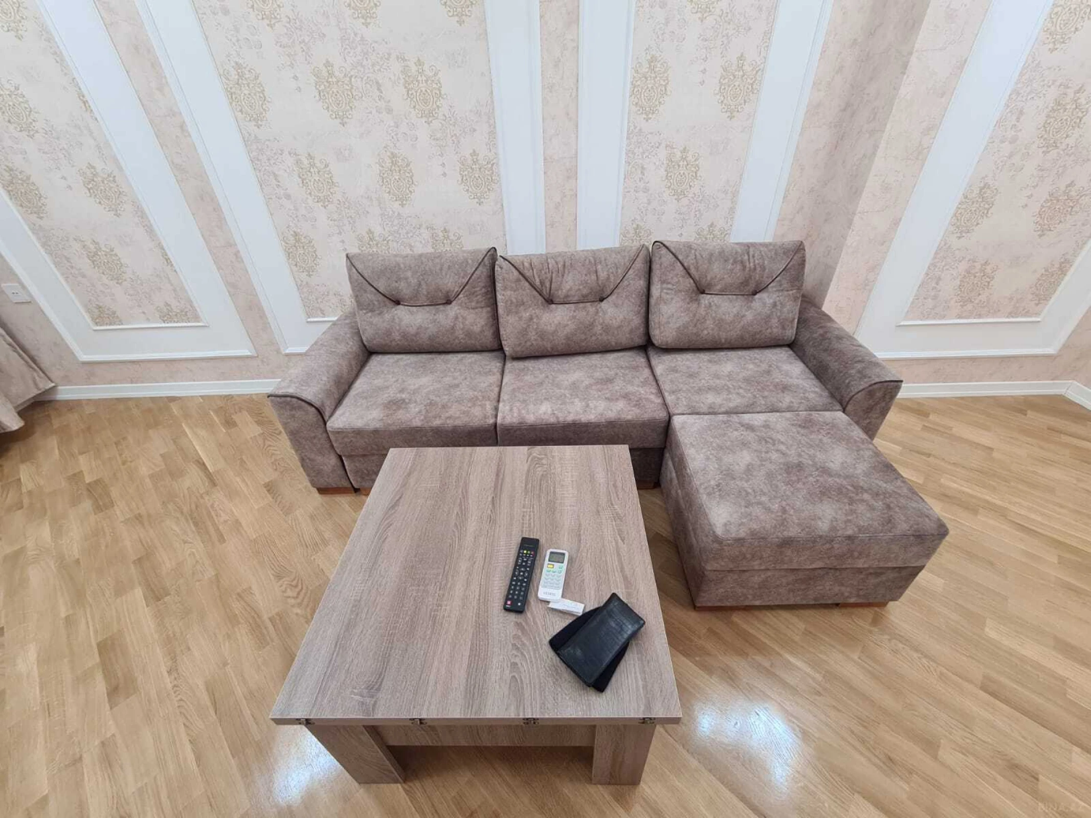Kirayə verilir 2 otaqlı mənzil 65 m²