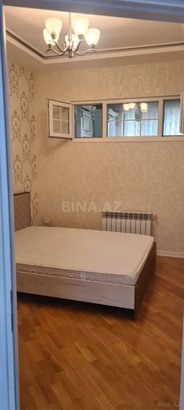 Kirayə verilir 2 otaqlı mənzil 65 m²