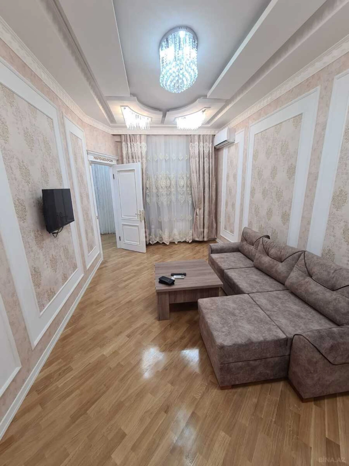 Kirayə verilir 2 otaqlı mənzil 65 m²