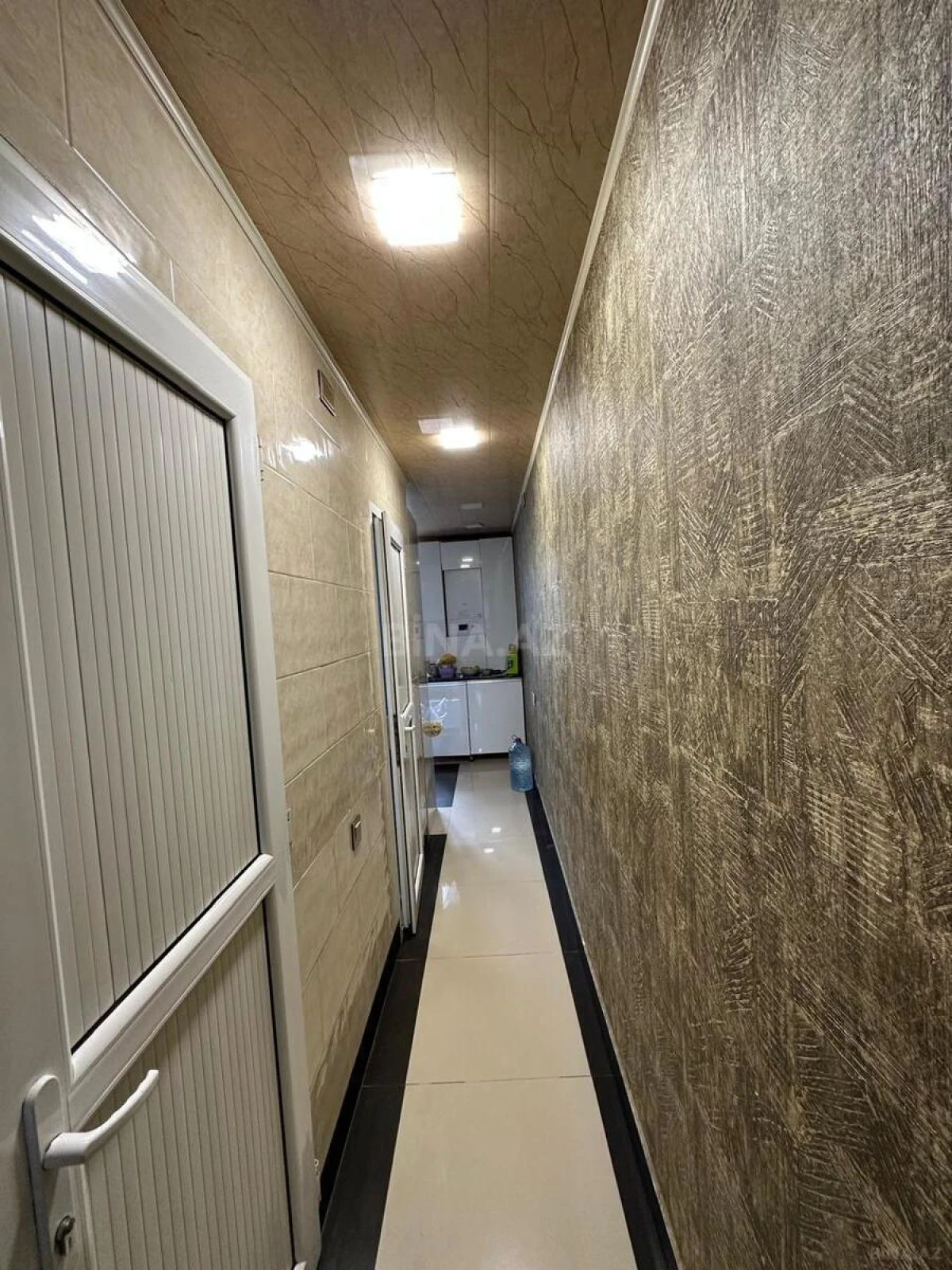 Satılır 4 otaqlı mənzil 110 m²