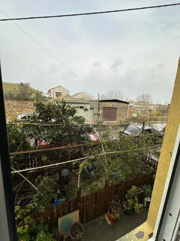 Satılır 4 otaqlı mənzil 110 m²