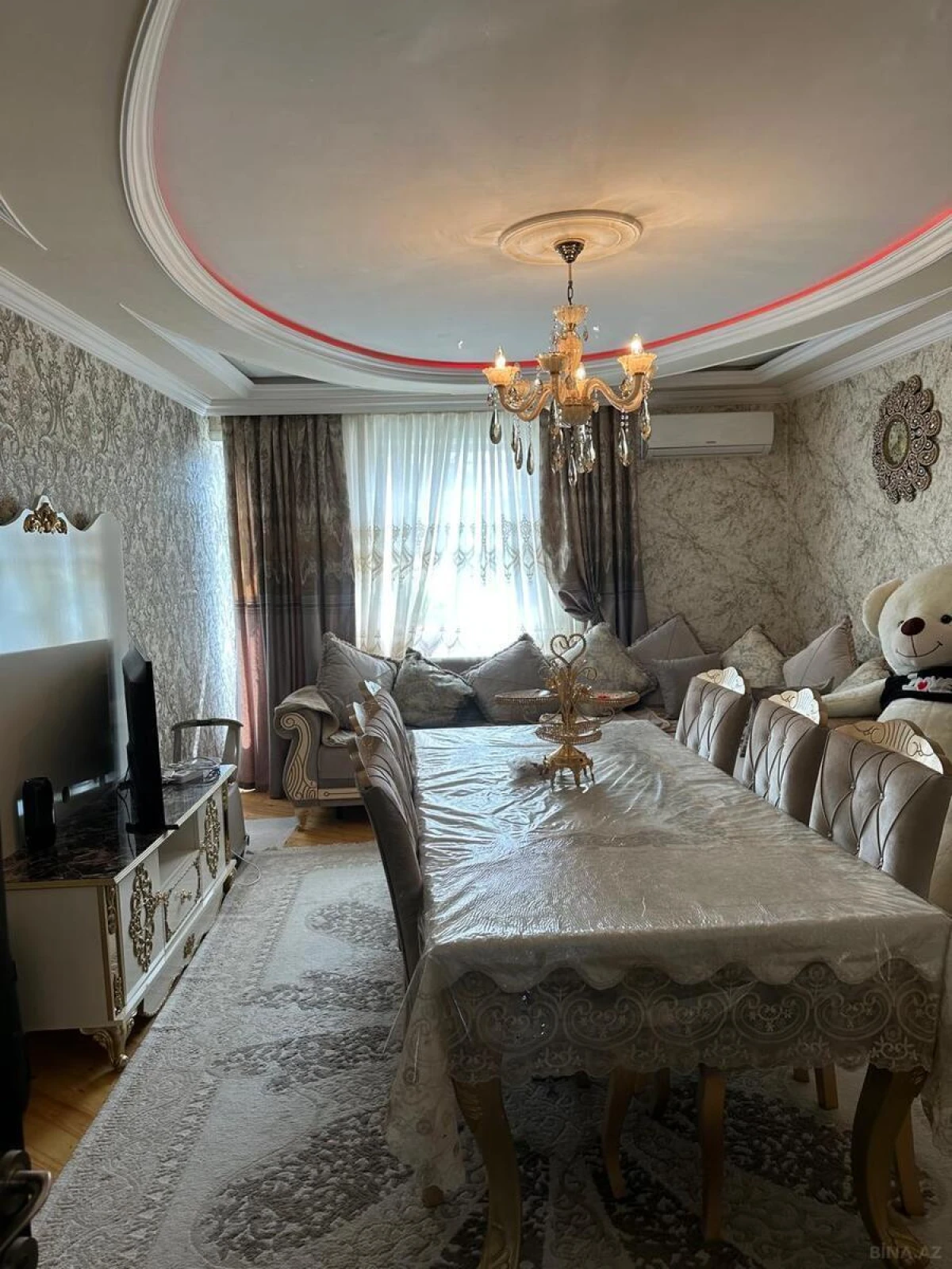 Satılır 4 otaqlı mənzil 110 m²