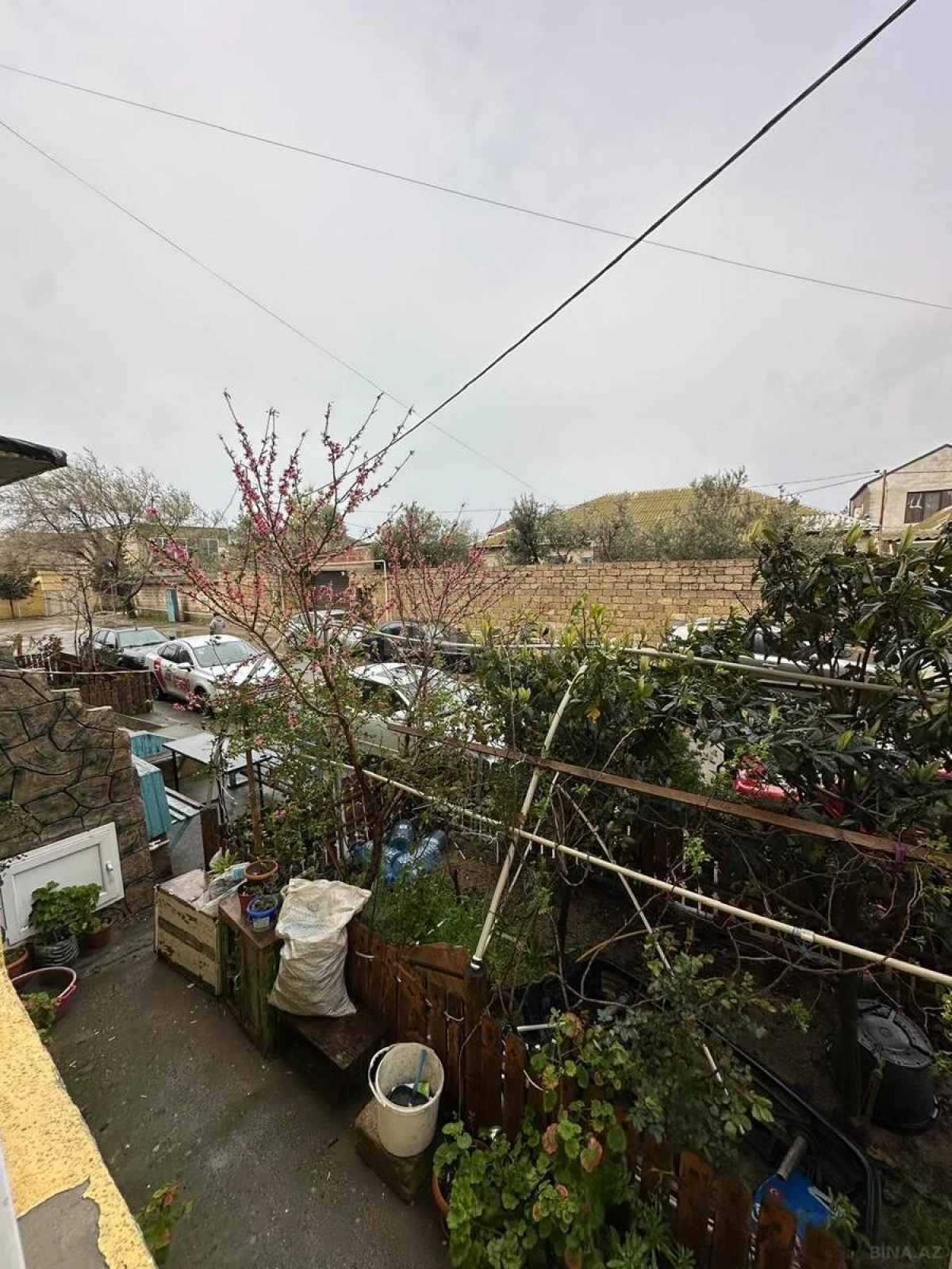 Satılır 4 otaqlı mənzil 110 m²