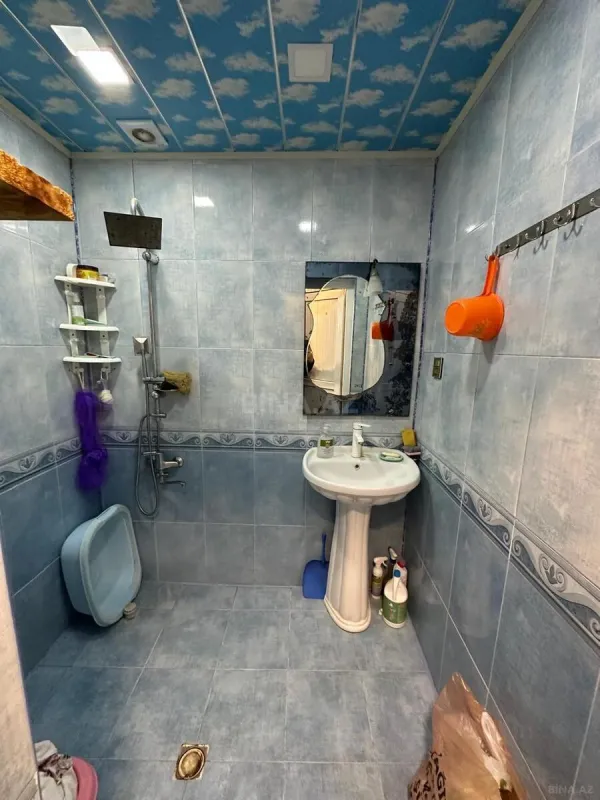 Satılır 4 otaqlı mənzil 110 m²