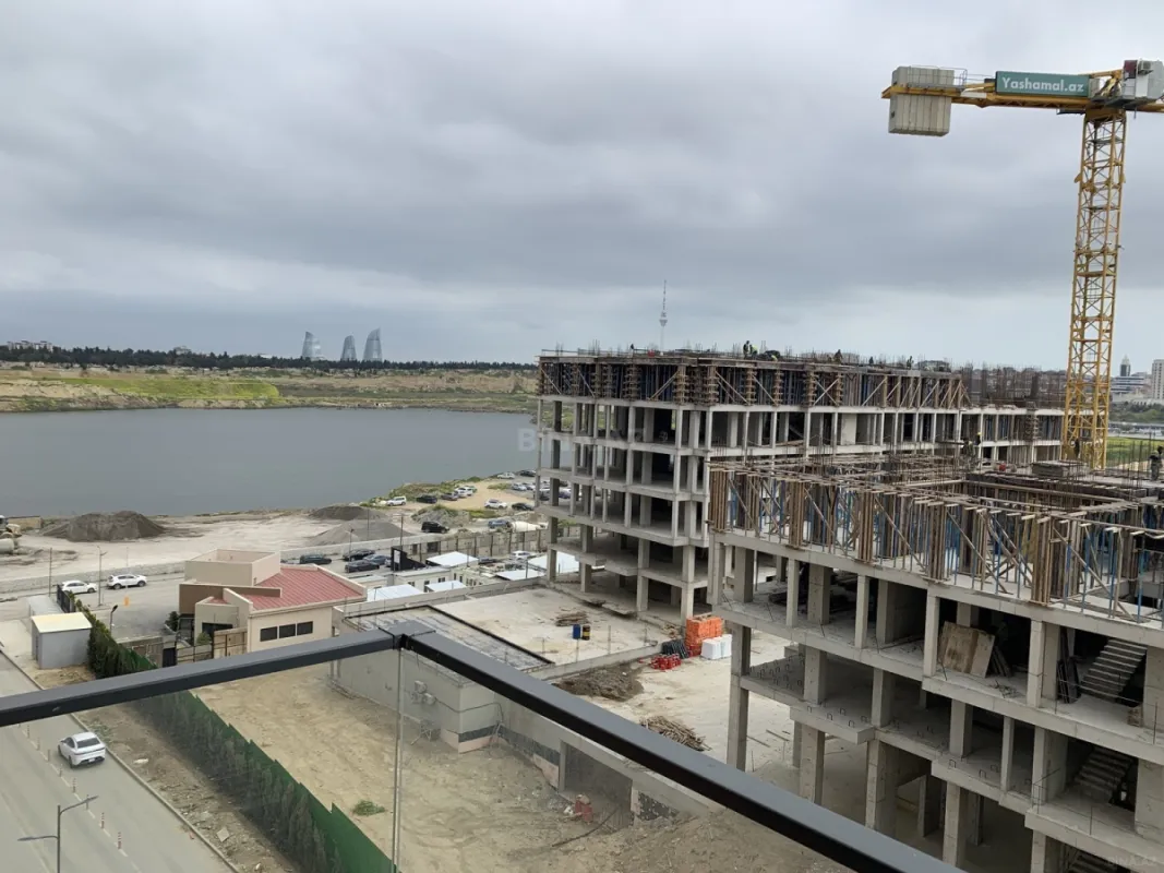 Satılır 2 otaqlı mənzil 63 m²