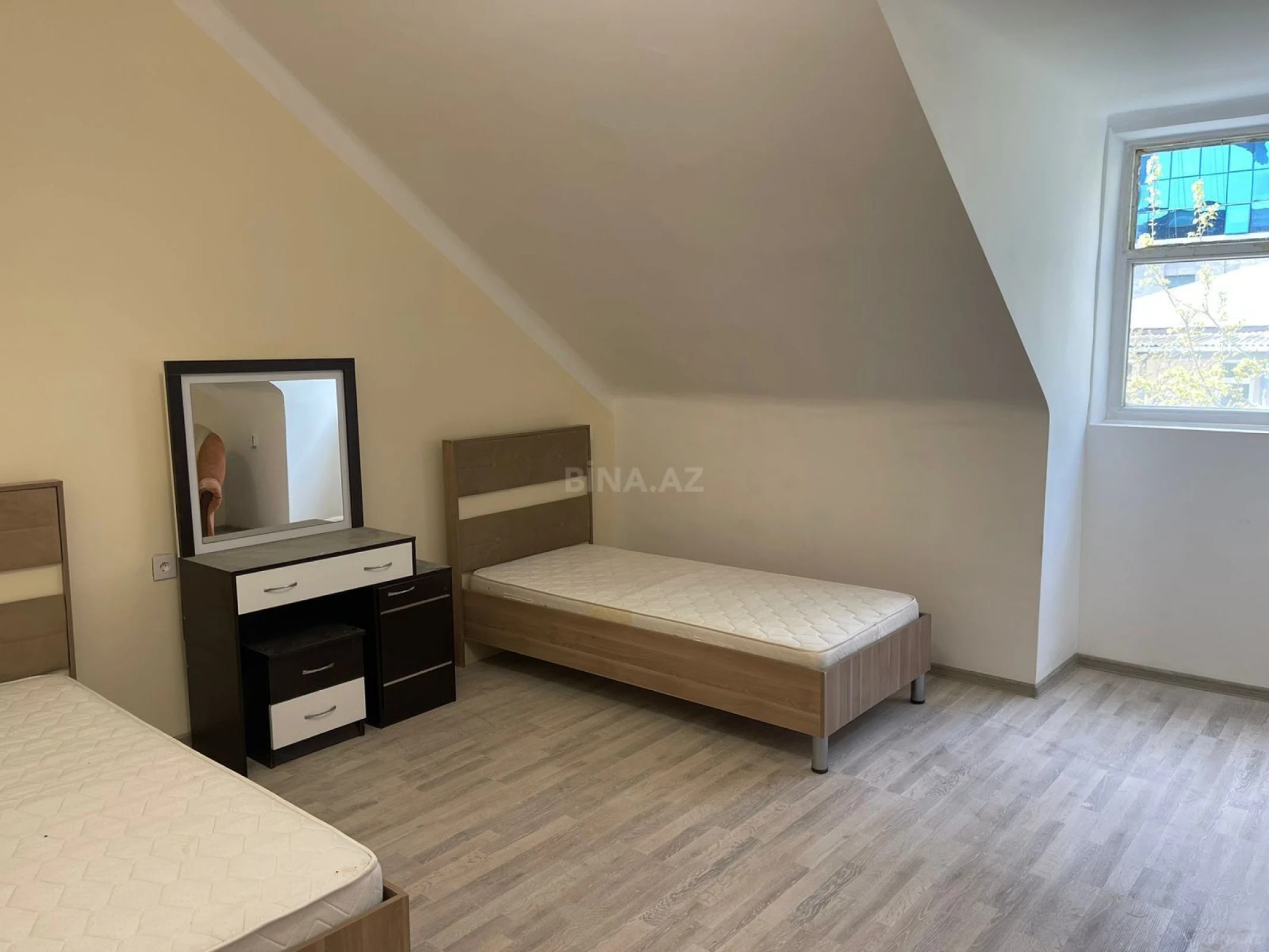 Kirayə verilir 3 otaqlı mənzil 100 m²