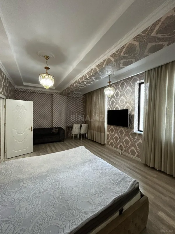 Kirayə verilir 2 otaqlı mənzil 80 m²