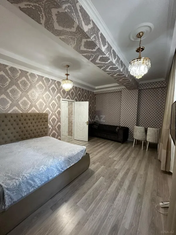 Kirayə verilir 2 otaqlı mənzil 80 m²