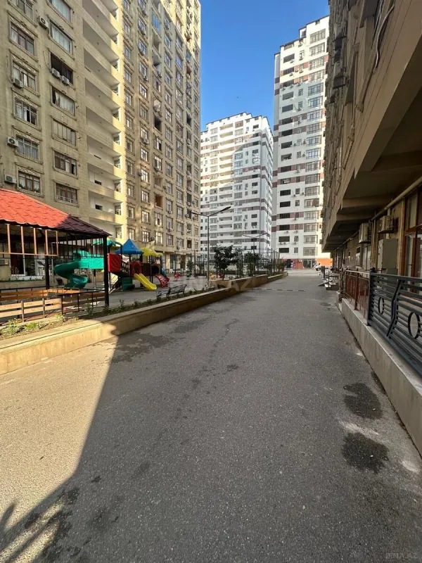 Kirayə verilir 3 otaqlı mənzil 90 m²