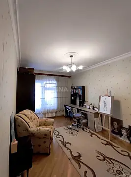 Satılır 4 otaqlı mənzil 85 m²