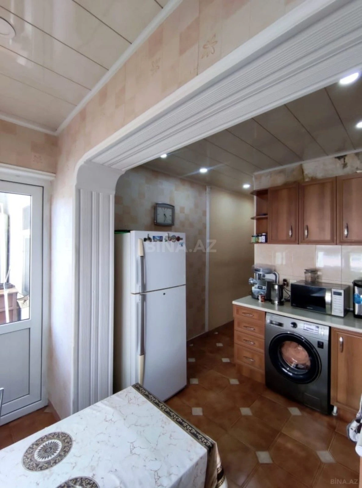 Satılır 4 otaqlı mənzil 85 m²