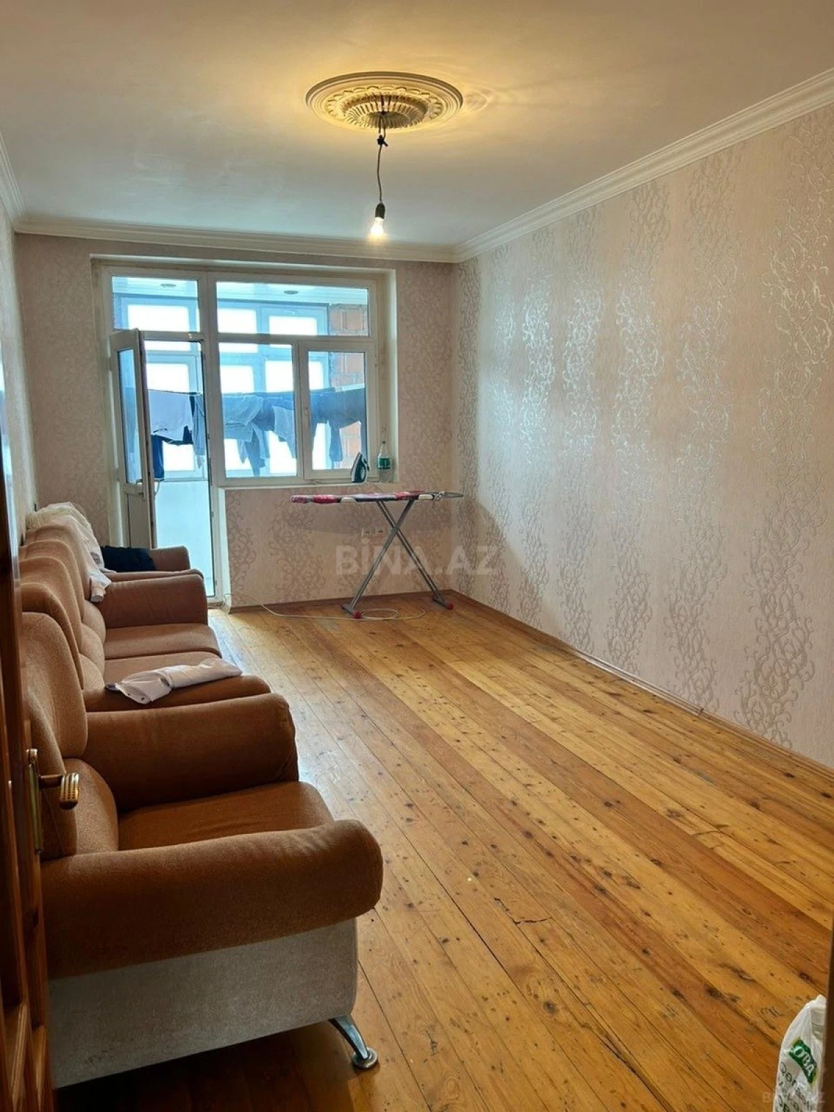 Satılır 2 otaqlı mənzil 70 m²