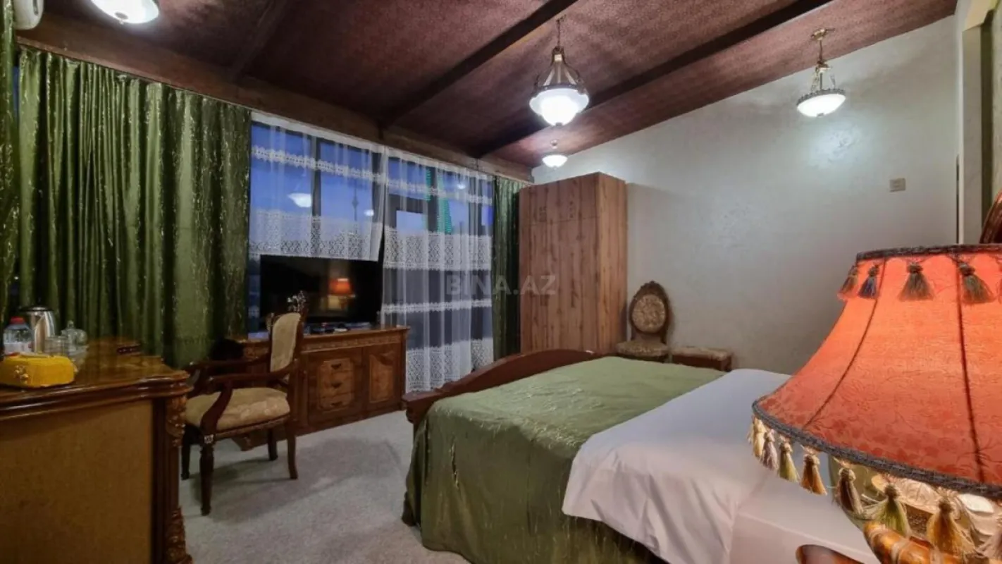 Kirayə verilir obyekt 330 m²