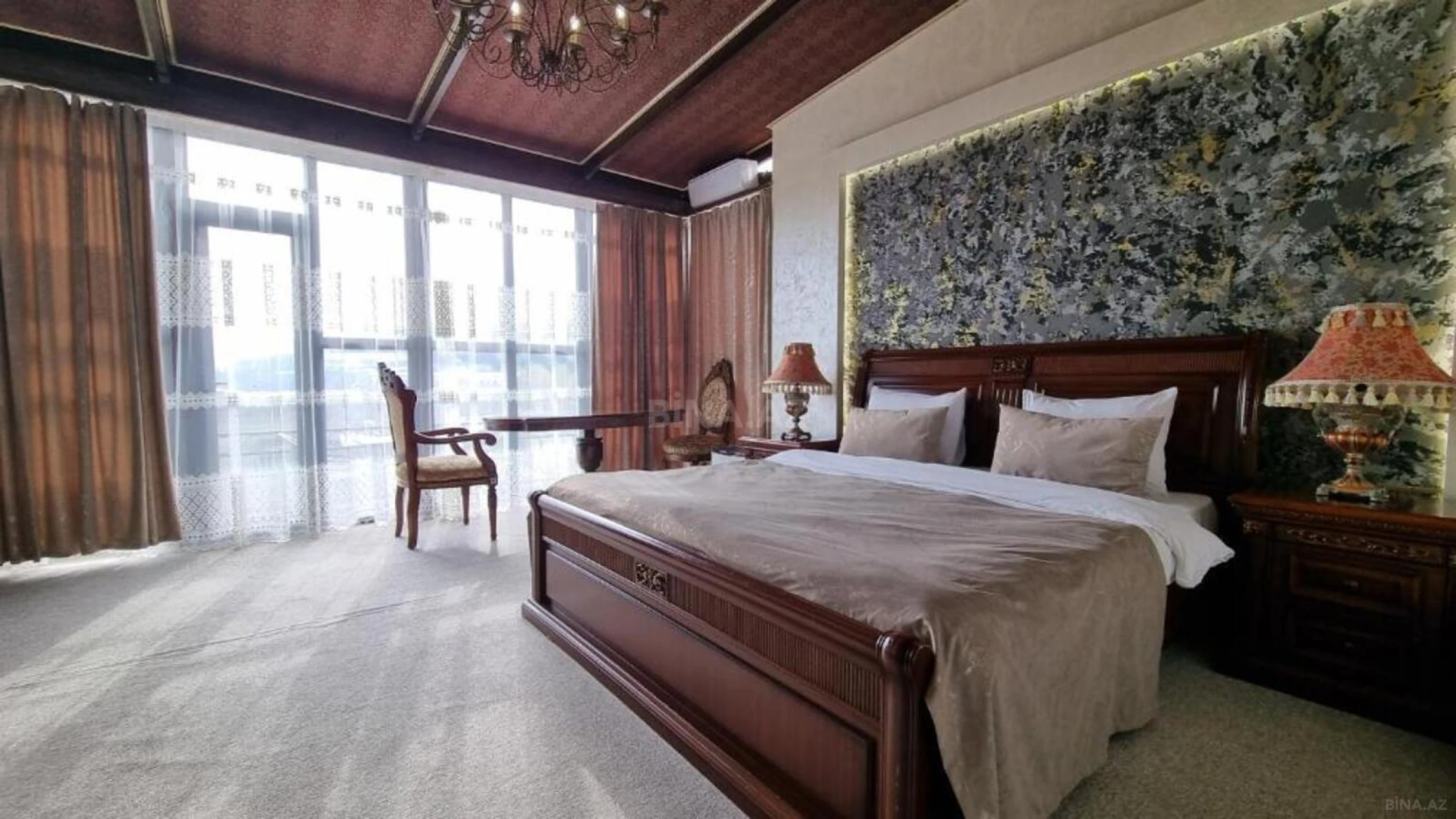 Kirayə verilir obyekt 330 m²
