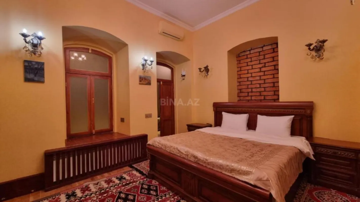 Kirayə verilir obyekt 330 m²