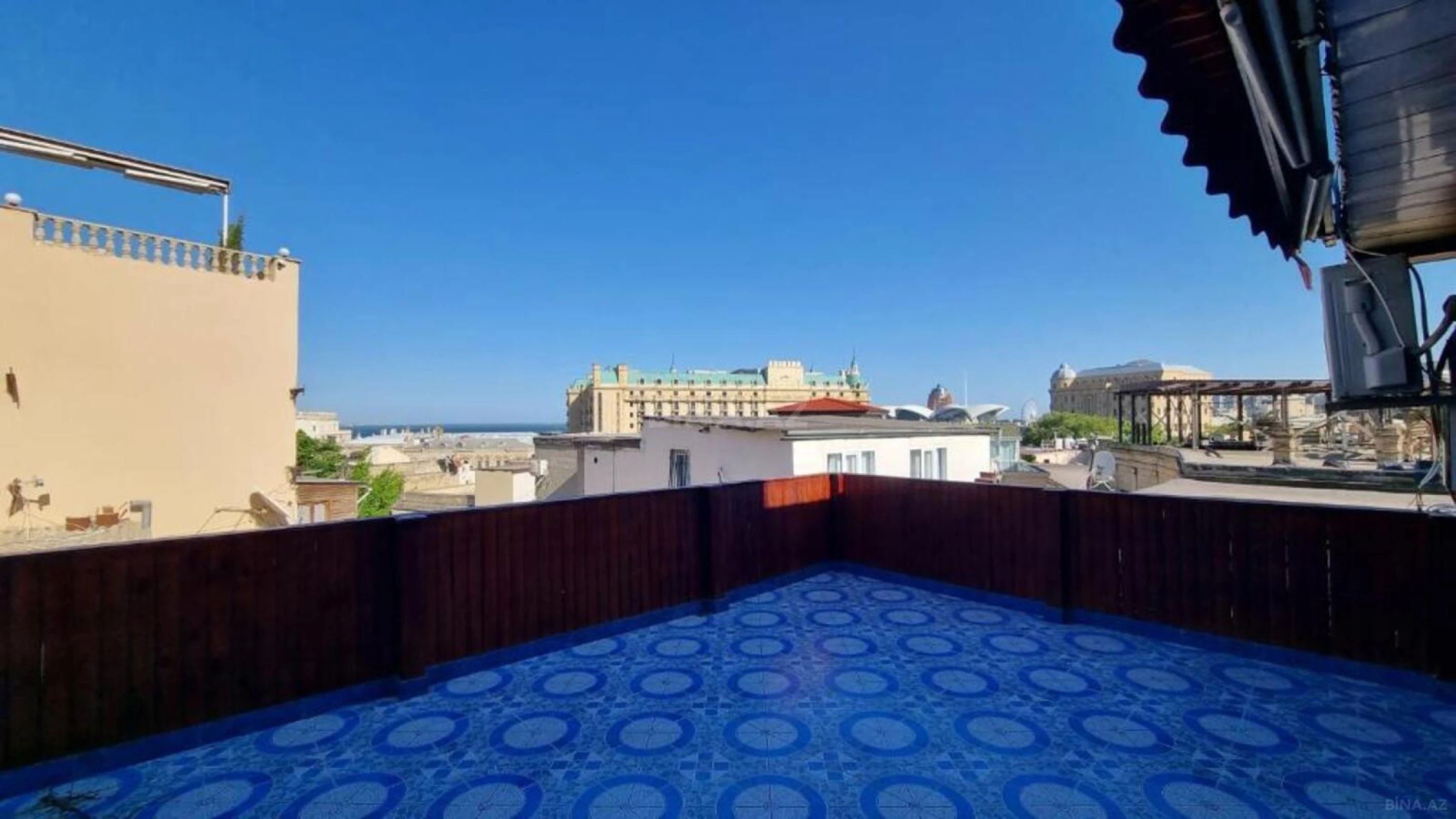 Kirayə verilir obyekt 330 m²