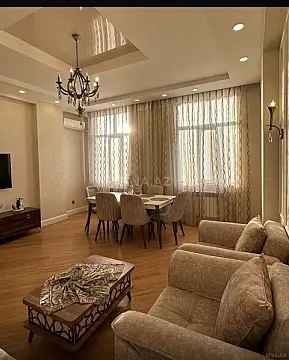 Satılır 3 otaqlı mənzil 90 m²