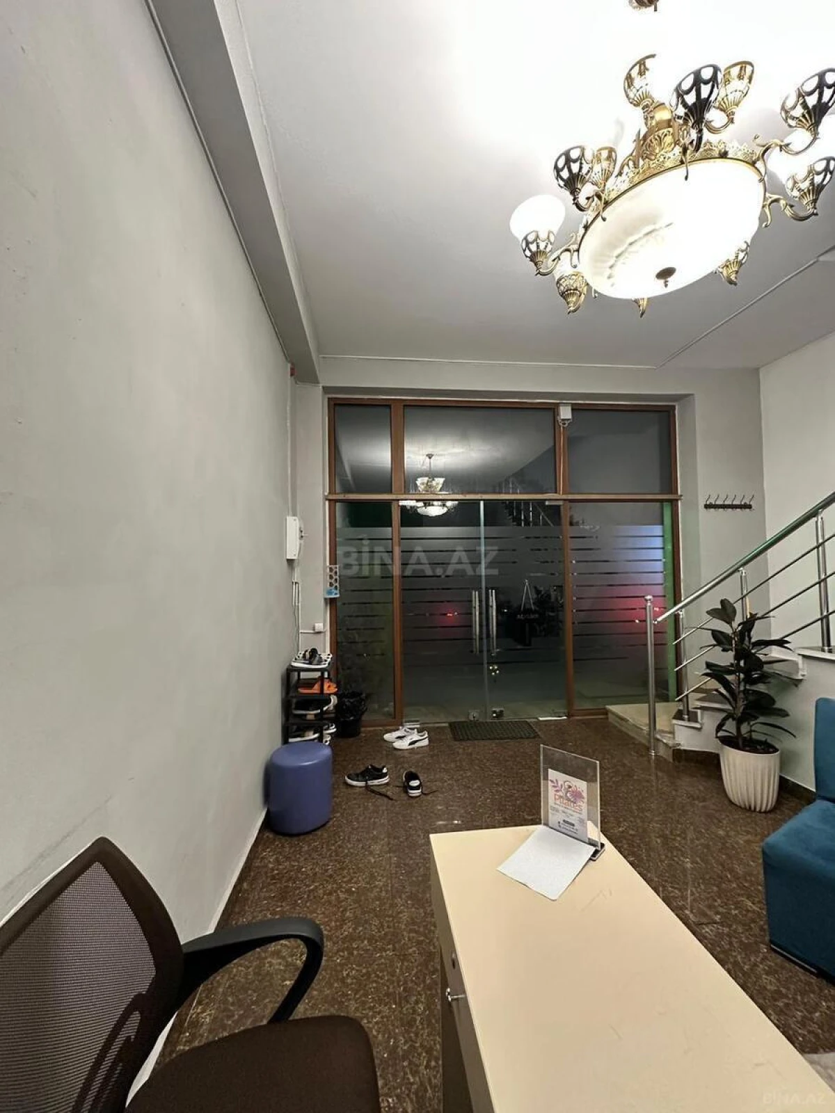 Kirayə verilir obyekt 200 m²