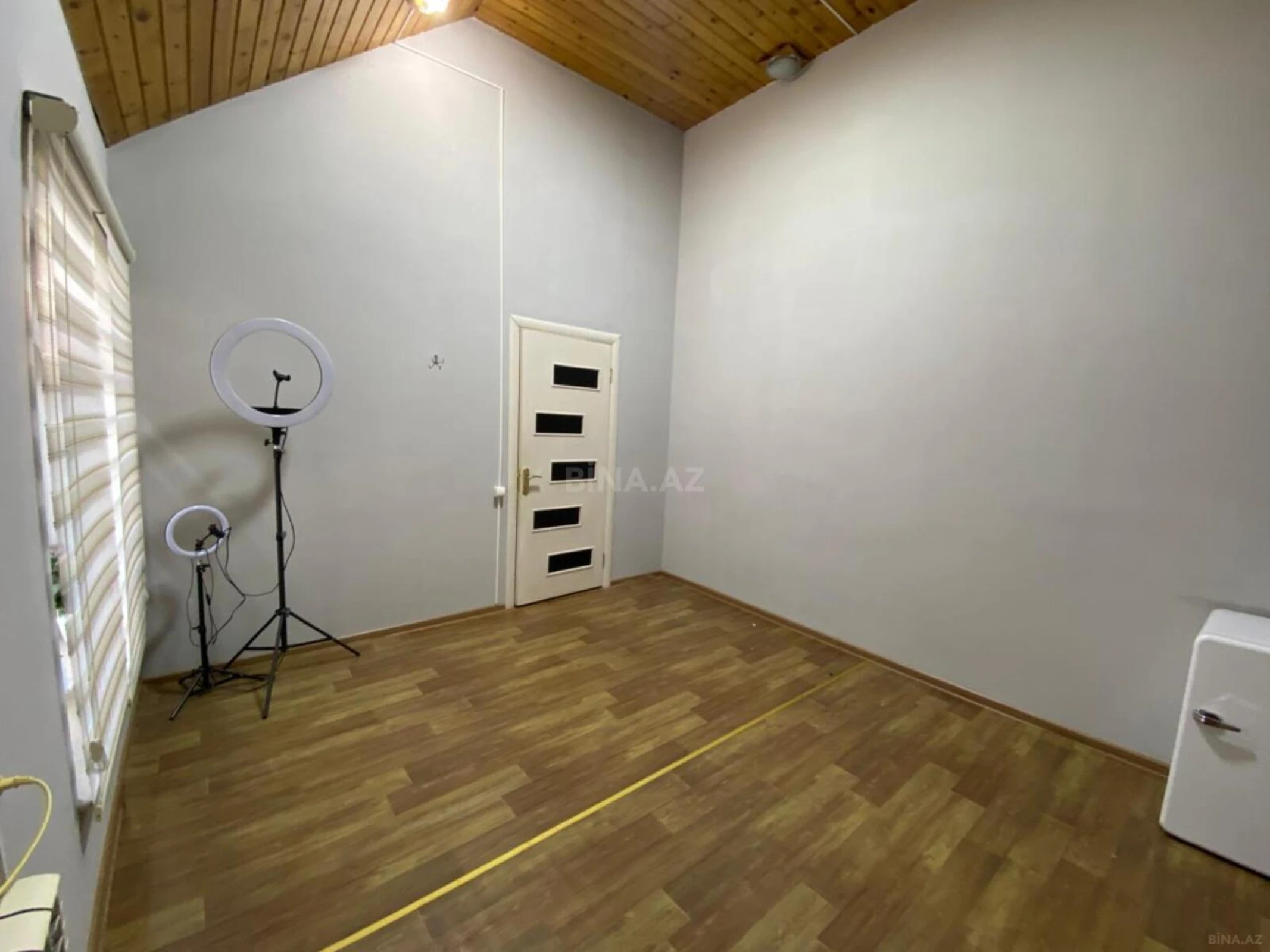 Kirayə verilir obyekt 200 m²