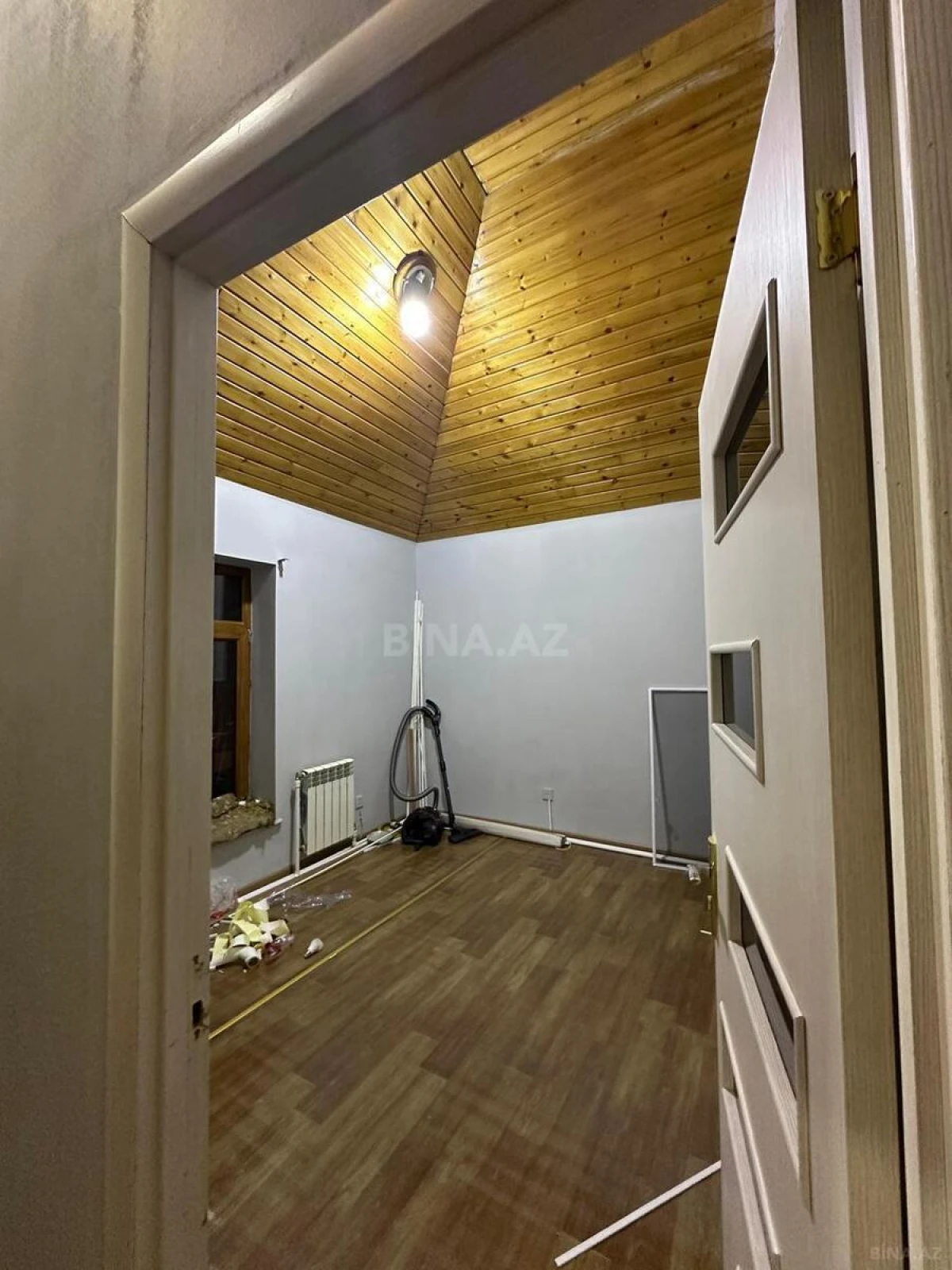 Kirayə verilir obyekt 200 m²