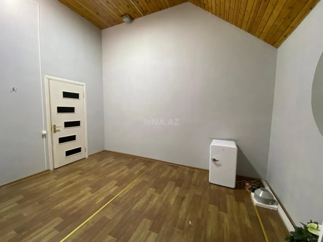 Kirayə verilir obyekt 200 m²