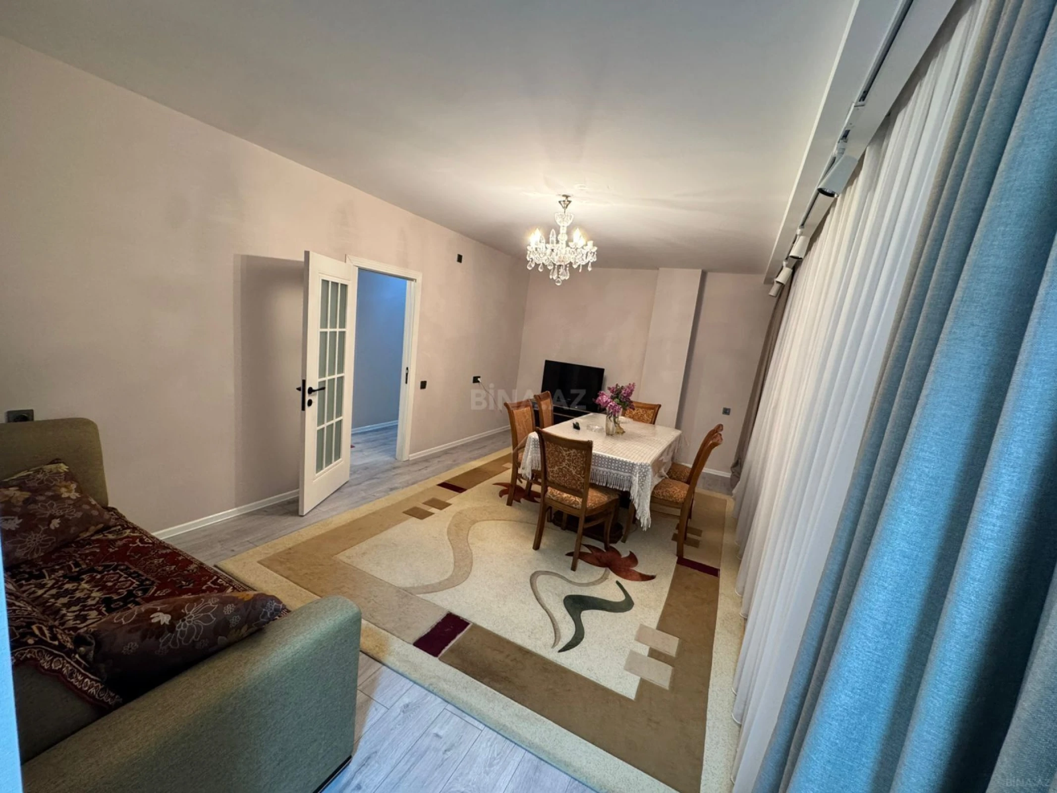 Satılır 3 otaqlı mənzil 93 m²