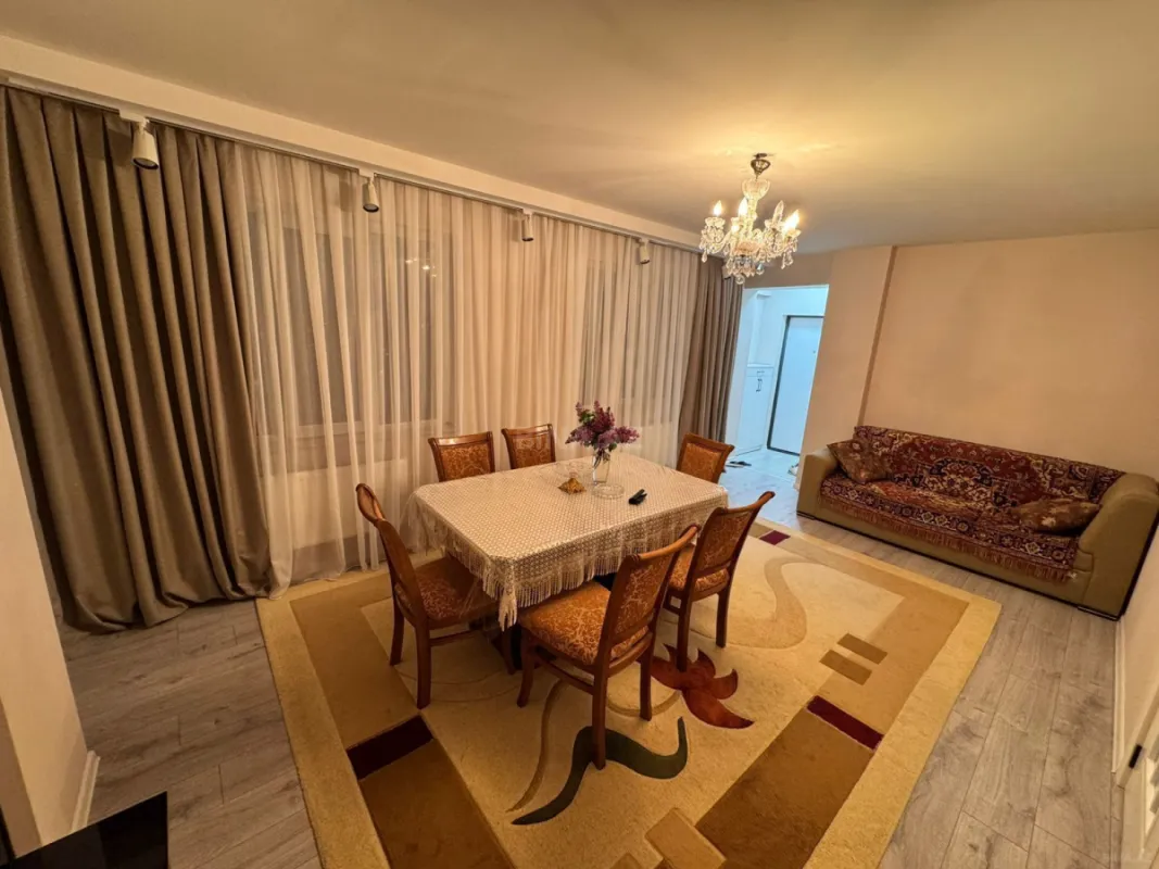 Satılır 3 otaqlı mənzil 93 m²