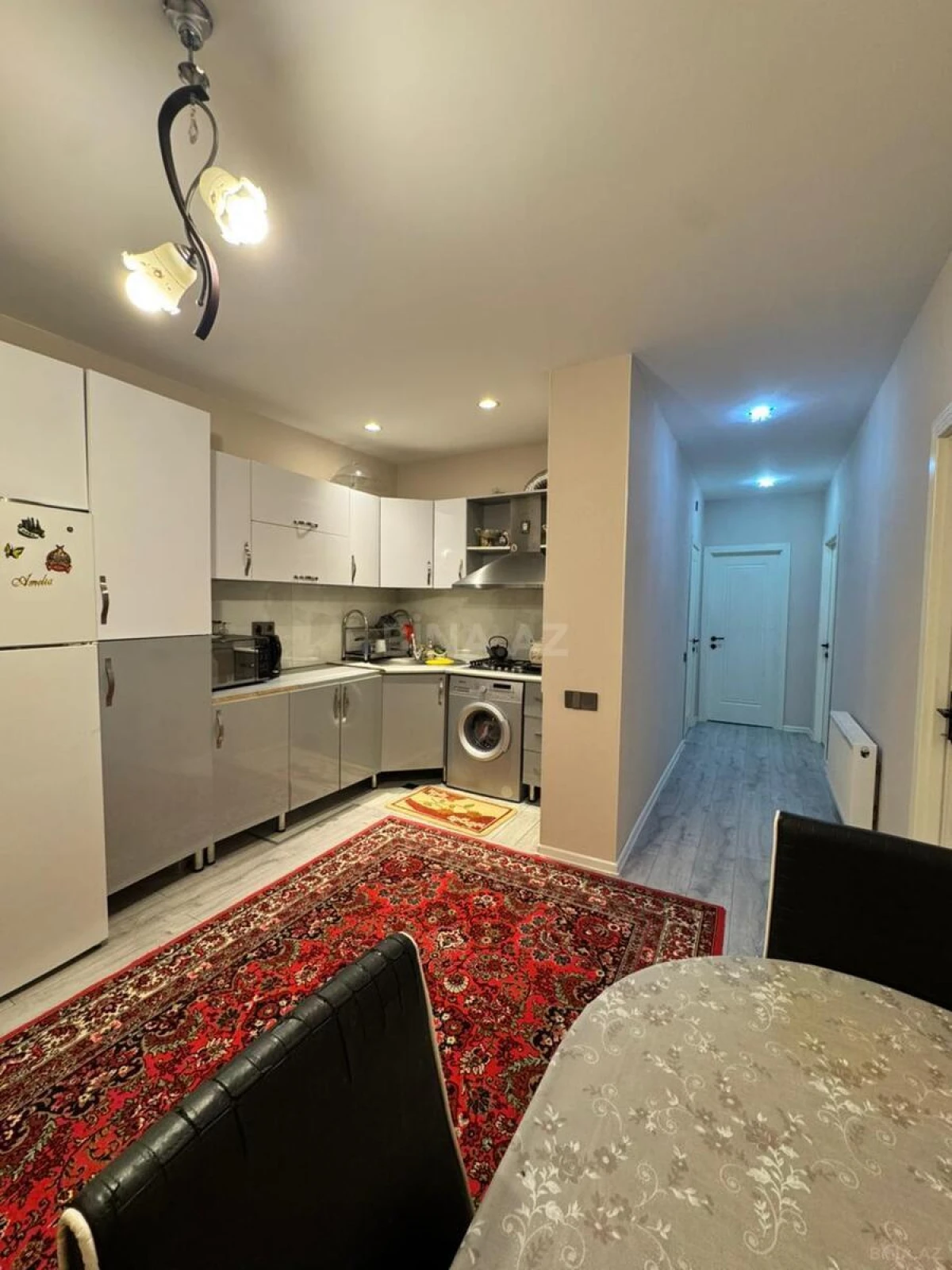 Satılır 3 otaqlı mənzil 93 m²