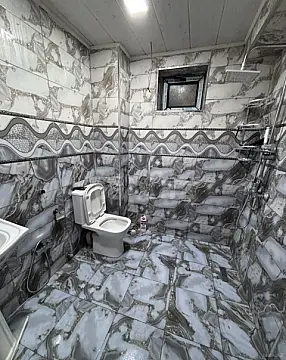 Kirayə verilir 2 otaqlı mənzil 75 m²