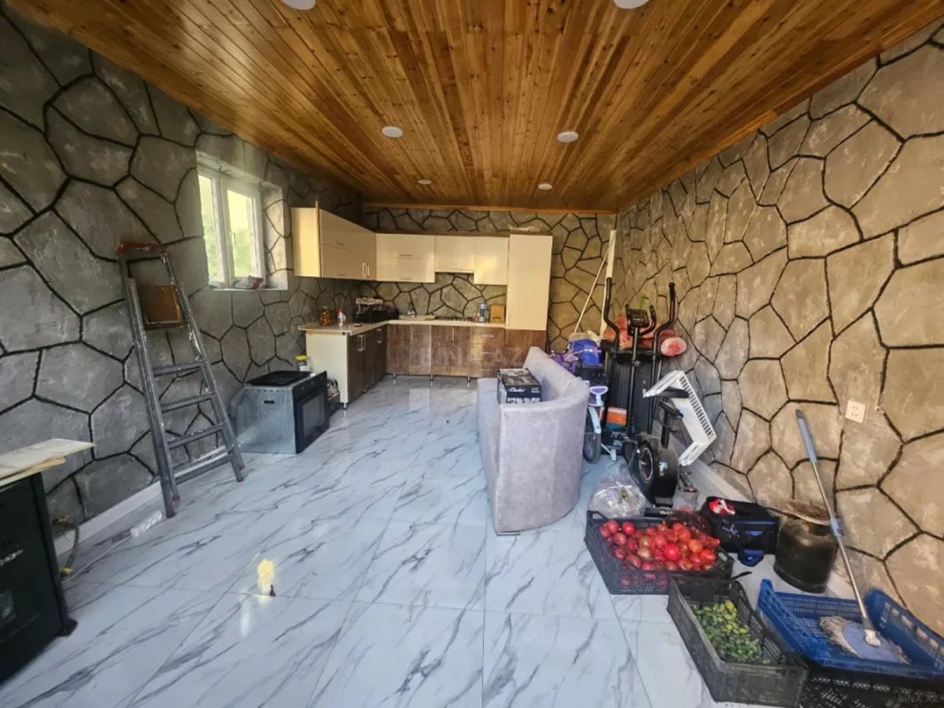 Satılır 4 otaqlı həyət evi 132 m²