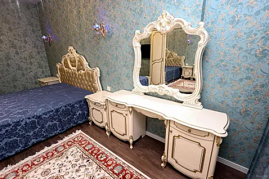 Satılır 3 otaqlı mənzil 115 m²