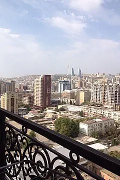 Kirayə verilir 2 otaqlı mənzil 110 m² — Bakı 2 otaq 110.00 m²